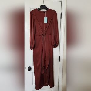 Stunning Long Sleeve faux wrap Silky dress w/ attached adjustable tie waist NEW